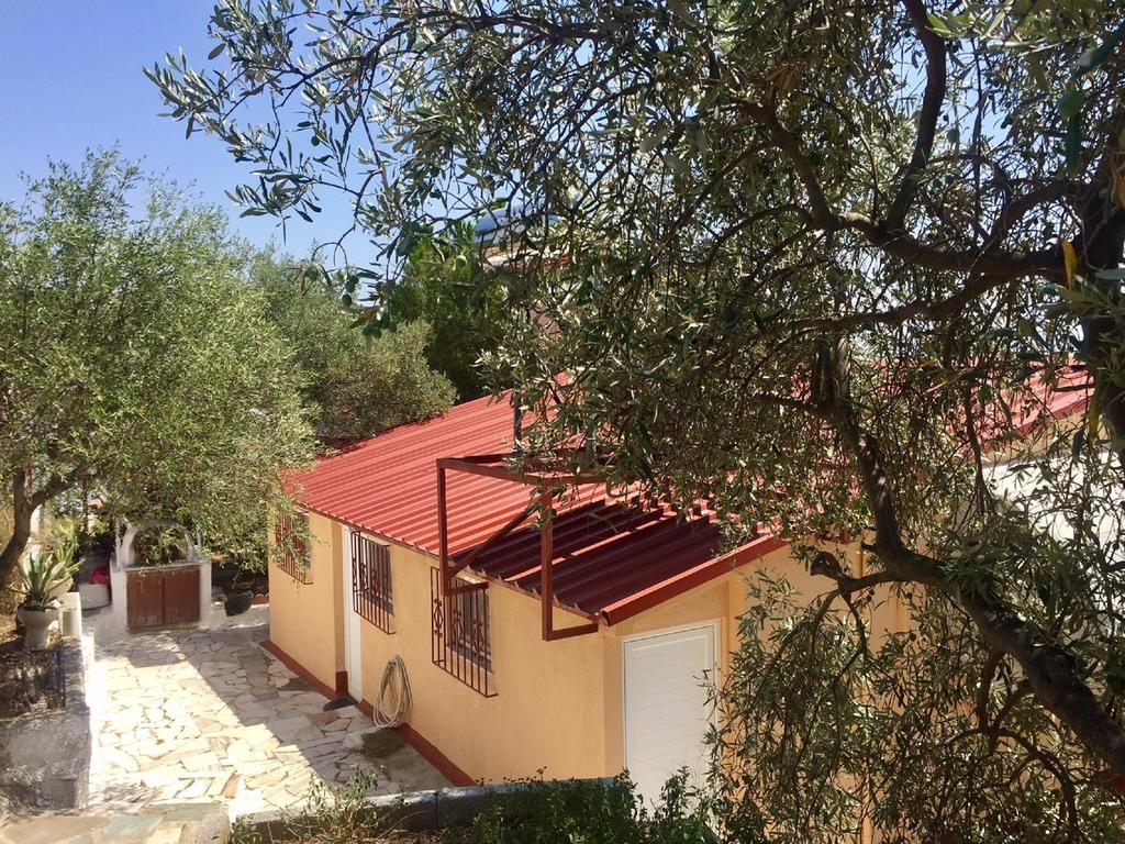 Alexander's Villa Kritharia  Exteriör bild